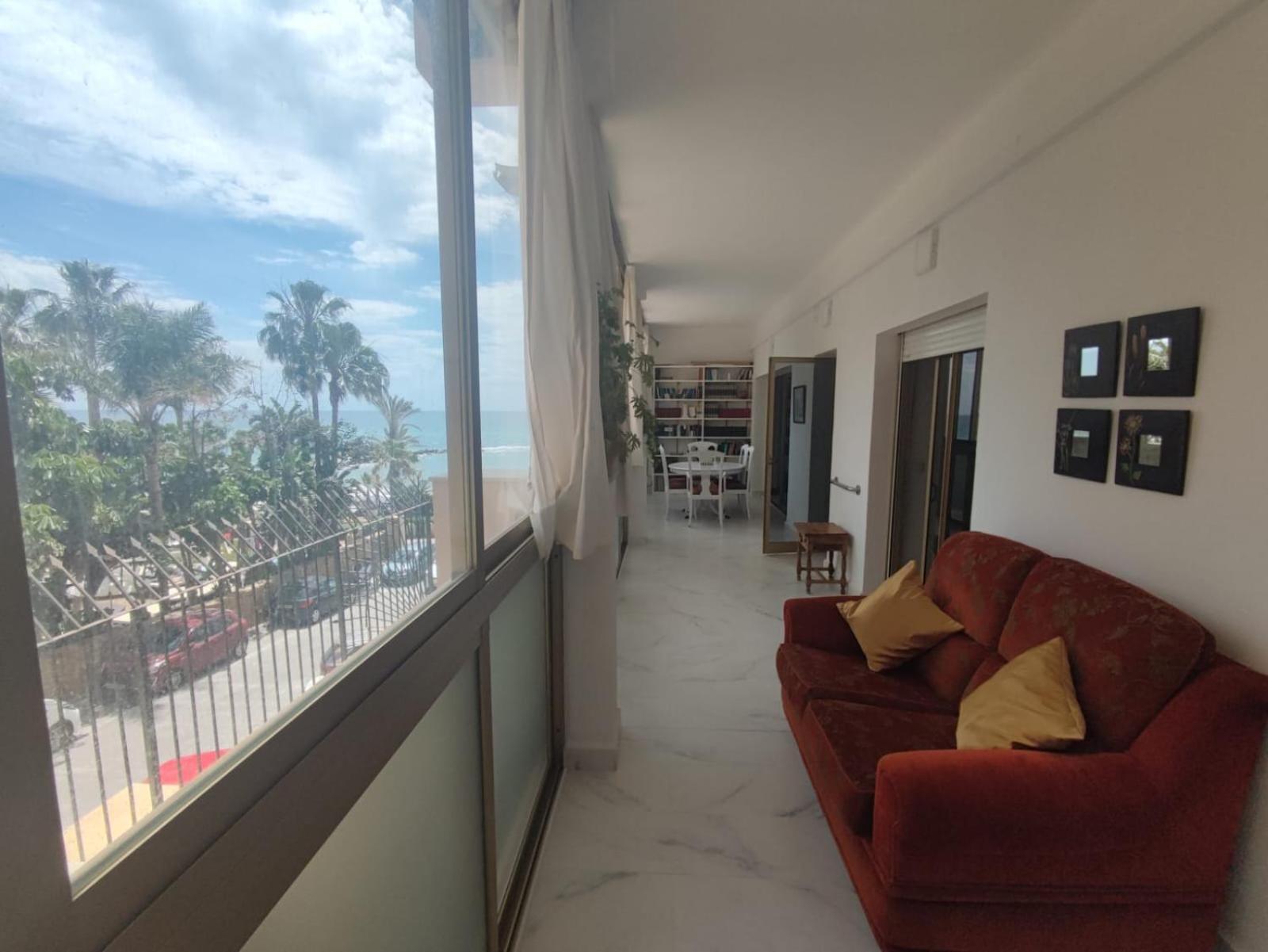Mayoral Frontline Marbella Eksteriør billede