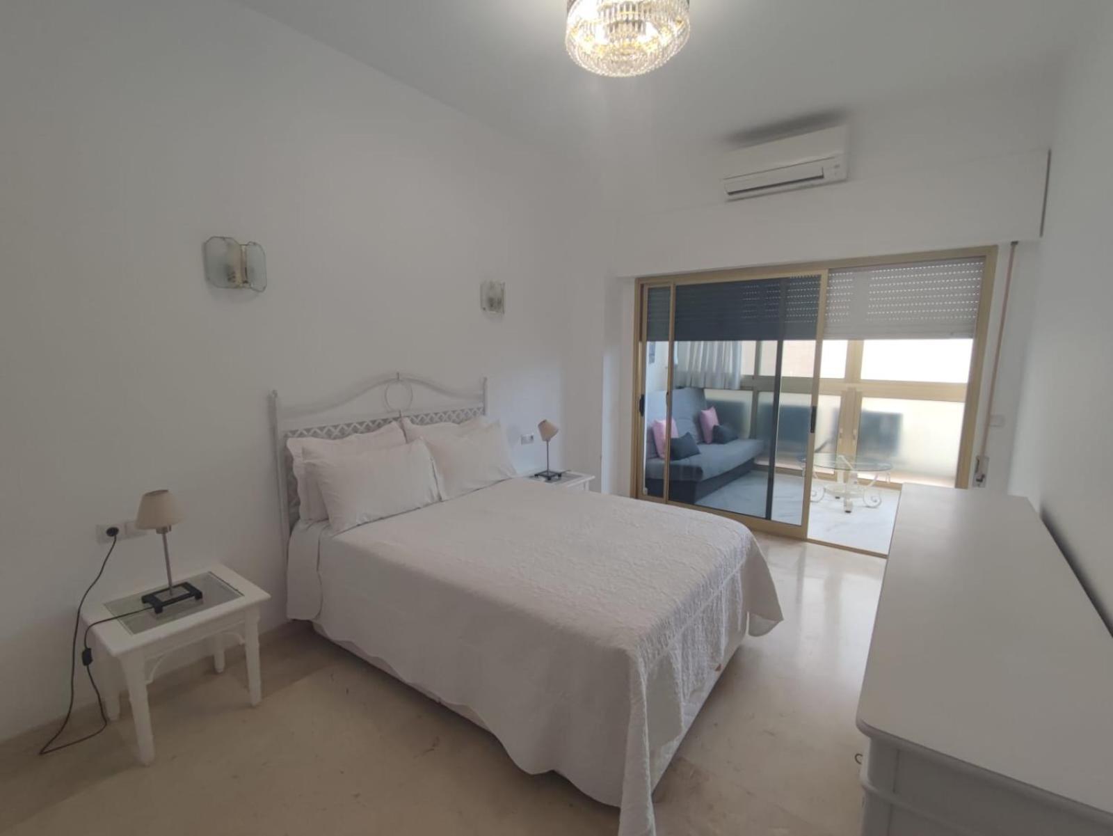 Mayoral Frontline Marbella Eksteriør billede