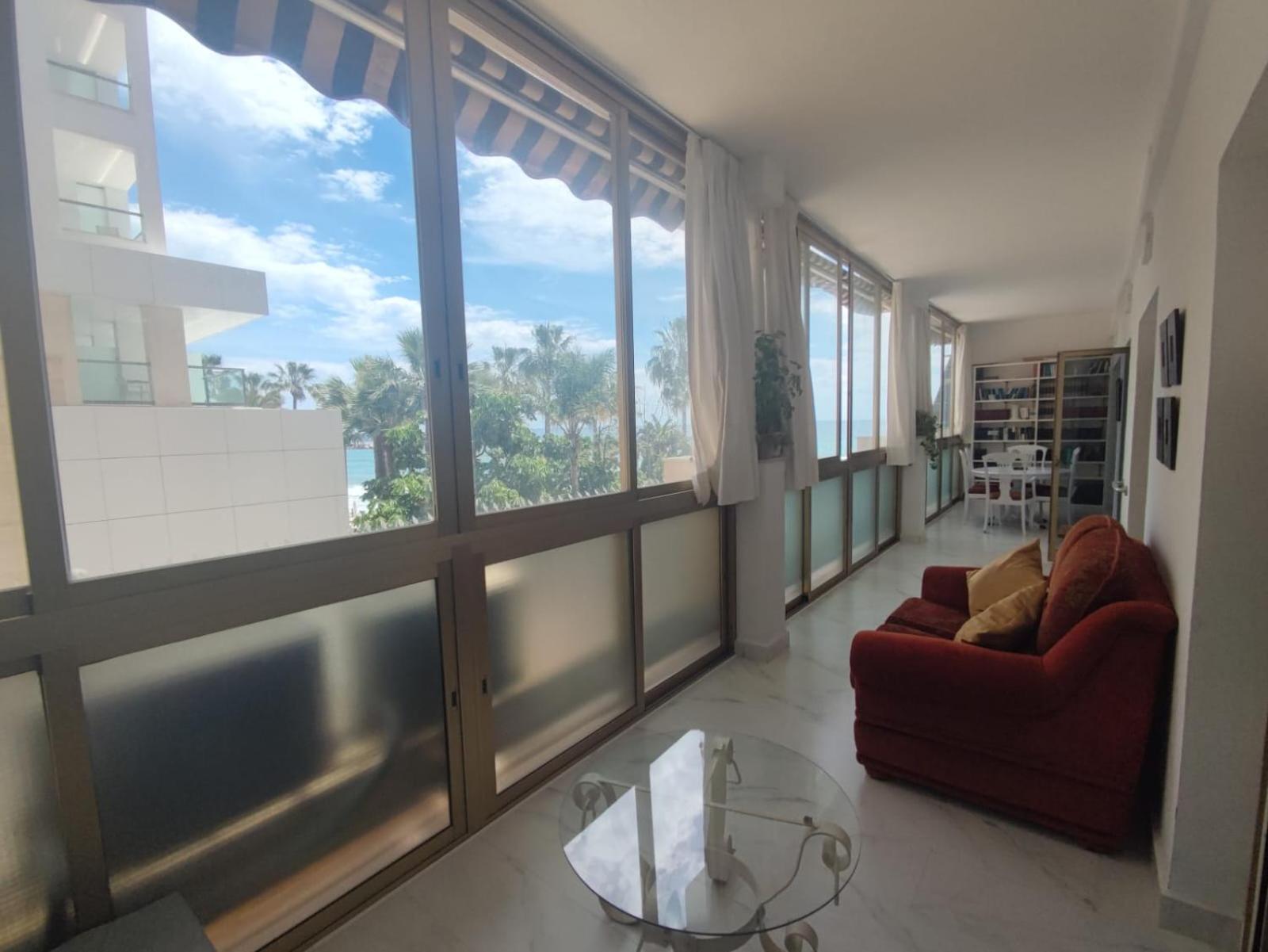 Mayoral Frontline Marbella Eksteriør billede